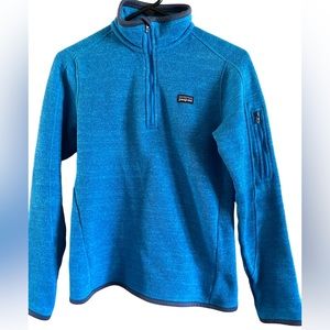 Patagonia Women’s blue quarter zip better sweater size small